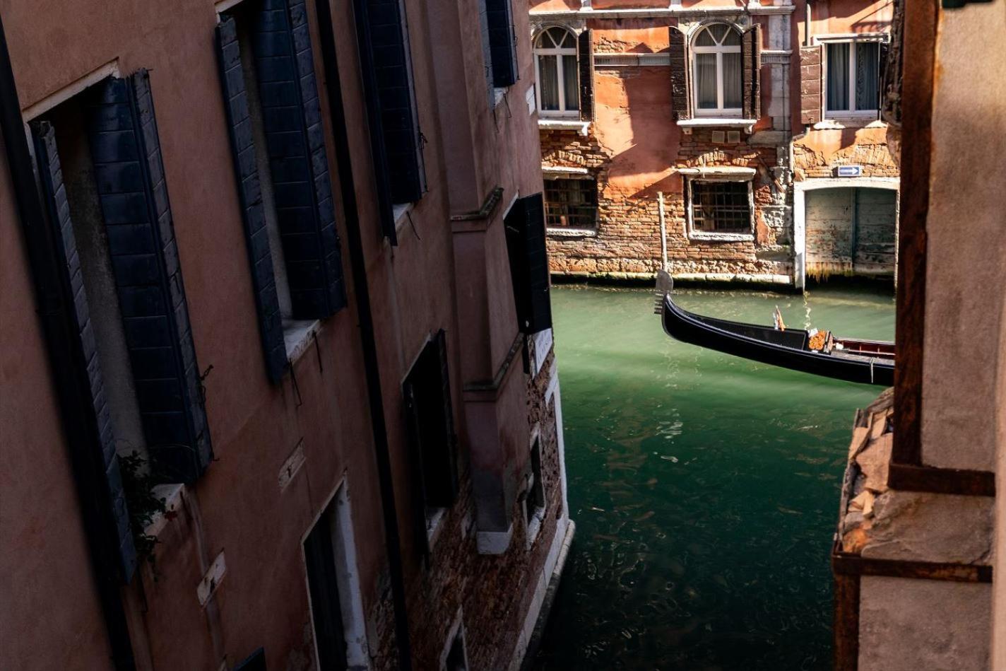 San Marco Canal View By Bricola Apartments เวนิส ภายนอก รูปภาพ
