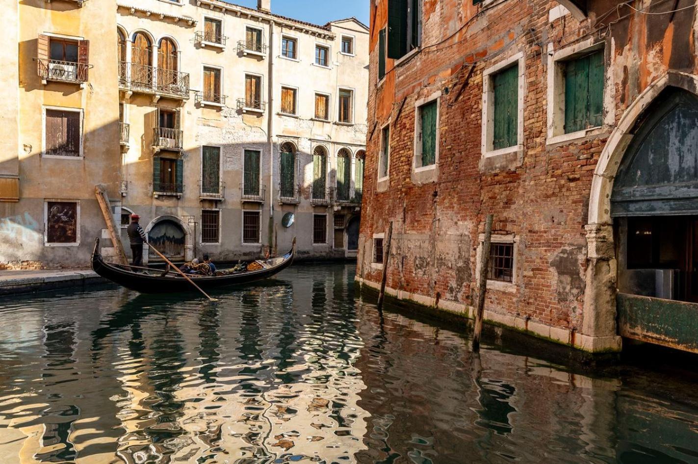 San Marco Canal View By Bricola Apartments เวนิส ภายนอก รูปภาพ