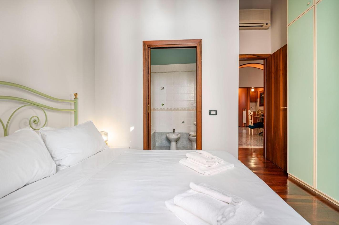 San Marco Canal View By Bricola Apartments เวนิส ภายนอก รูปภาพ